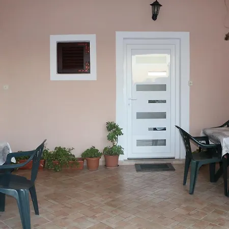 In Posedarje/paklenica Riviera 33678 아파트 *